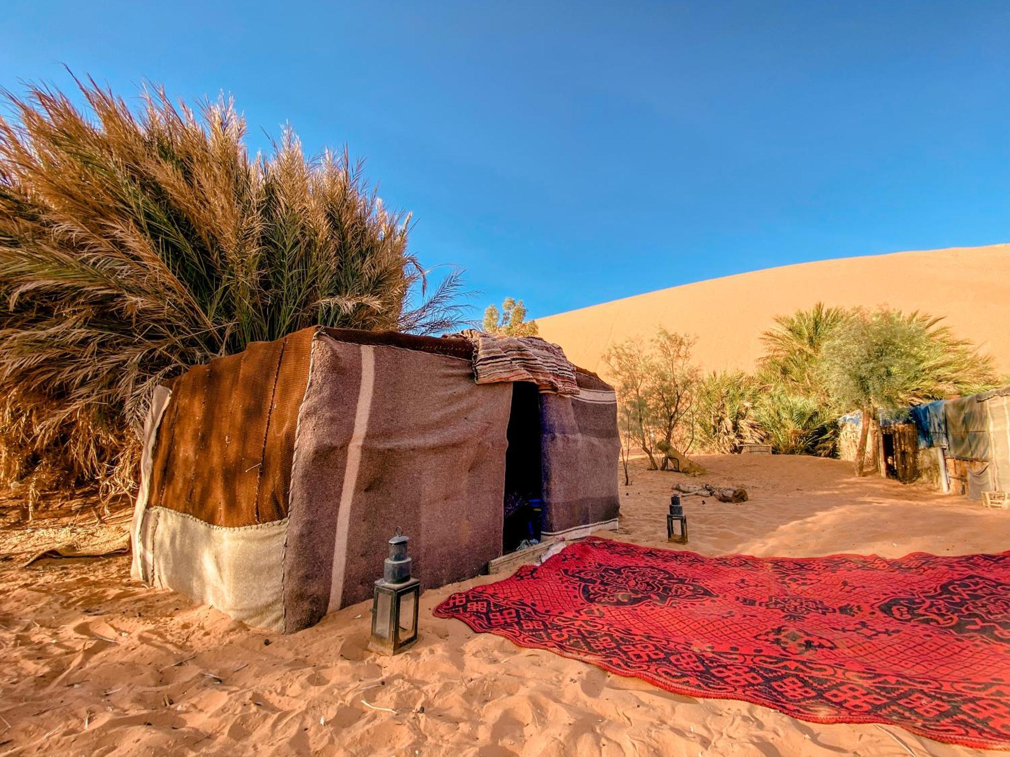 Luxury tent Oasis Desert Camp Obira